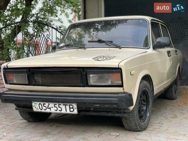 ВАЗ 2105, объемом двигателя 1.6 л и пробегом 100 тыс. км за 450 $, фото 1 на Automoto.ua