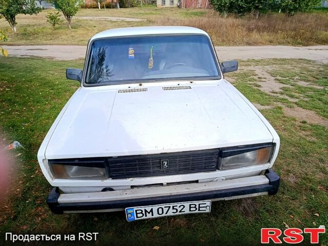 ВАЗ 2105 1988 в Сумах на Automoto.ua ВАЗ 2105, объемом двигателя 1.3 л и пробегом 0 тыс. км за 600 $, фото 1 на Automoto.ua