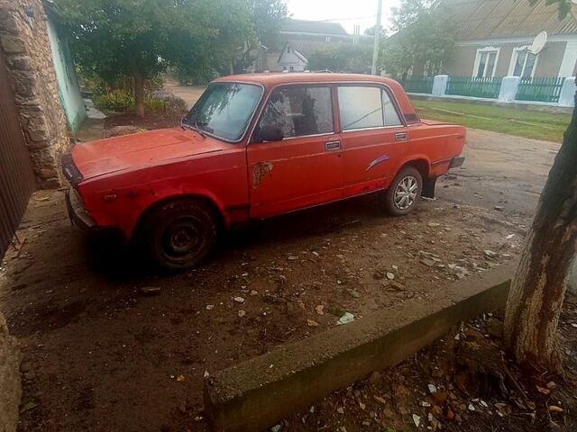 ВАЗ 2105 1988 в Еланце на Automoto.ua ВАЗ 2105, объемом двигателя 1.6 л и пробегом 200 тыс. км за 500 $, фото 6 на Automoto.ua