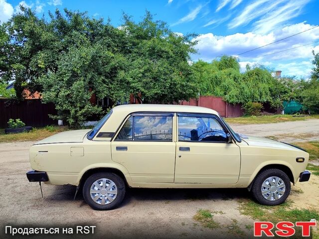 ВАЗ 2105, объемом двигателя 1.5 л и пробегом 100 тыс. км за 600 $, фото 1 на Automoto.ua