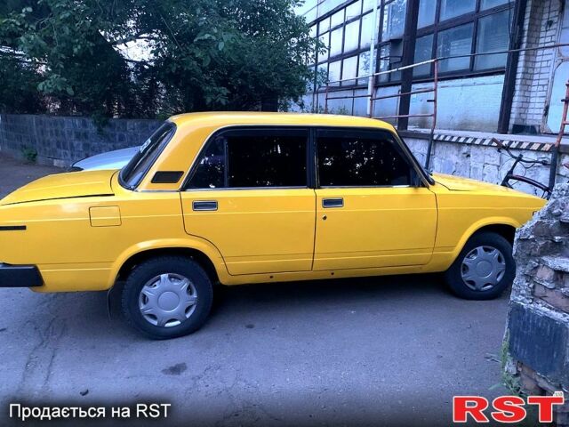 ВАЗ 2105 1989 в Желтых Водах на Automoto.ua ВАЗ 2105, объемом двигателя 1.3 л и пробегом 46 тыс. км за 900 $, фото 4 на Automoto.ua