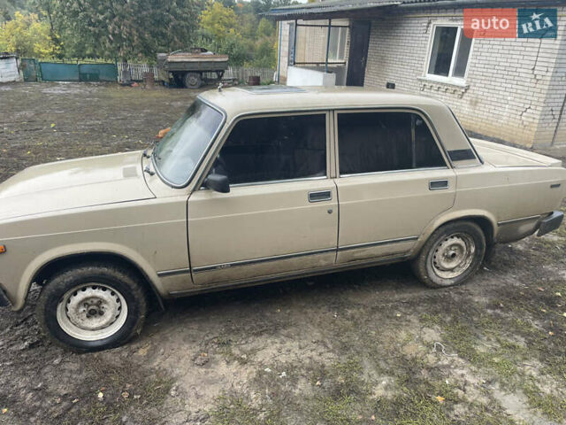 ВАЗ 2105 1989 в Оратове на Automoto.ua ВАЗ 2105, объемом двигателя 0 л и пробегом 28 тыс. км за 722 $, фото 2 на Automoto.ua