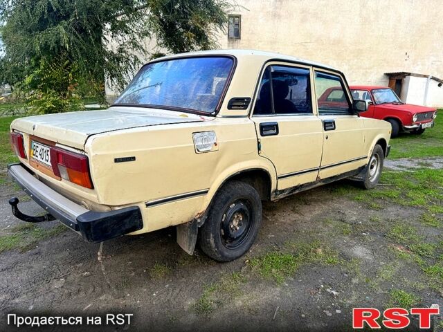 ВАЗ 2105, объемом двигателя 1.5 л и пробегом 250 тыс. км за 500 $, фото 4 на Automoto.ua