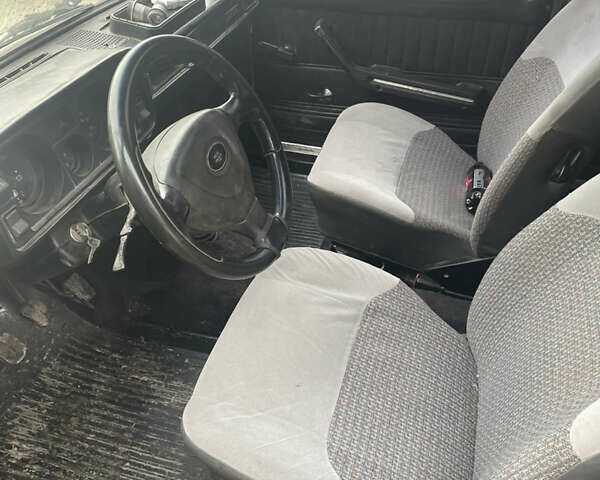 ВАЗ 2105 1989 в Оратове на Automoto.ua ВАЗ 2105, объемом двигателя 0 л и пробегом 28 тыс. км за 722 $, фото 5 на Automoto.ua