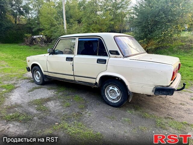 ВАЗ 2105, объемом двигателя 1.5 л и пробегом 250 тыс. км за 500 $, фото 3 на Automoto.ua