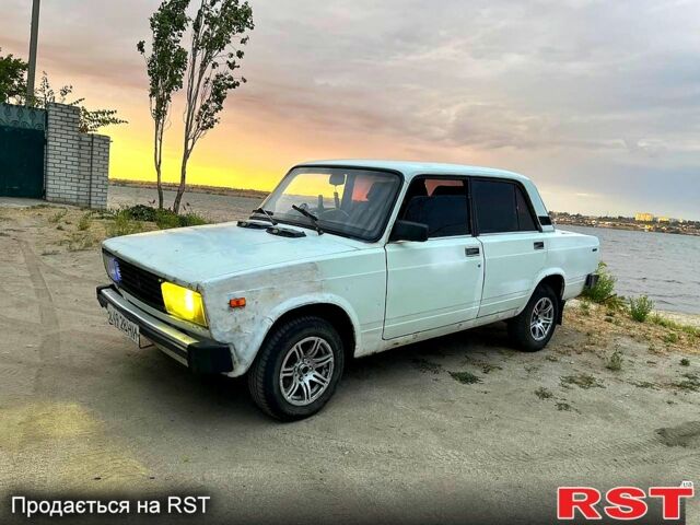 ВАЗ 2105, об'ємом двигуна 1.5 л та пробігом 500 тис. км за 700 $, фото 1 на Automoto.ua