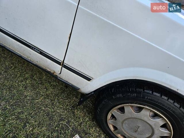ВАЗ 2105, объемом двигателя 0 л и пробегом 100 тыс. км за 400 $, фото 4 на Automoto.ua