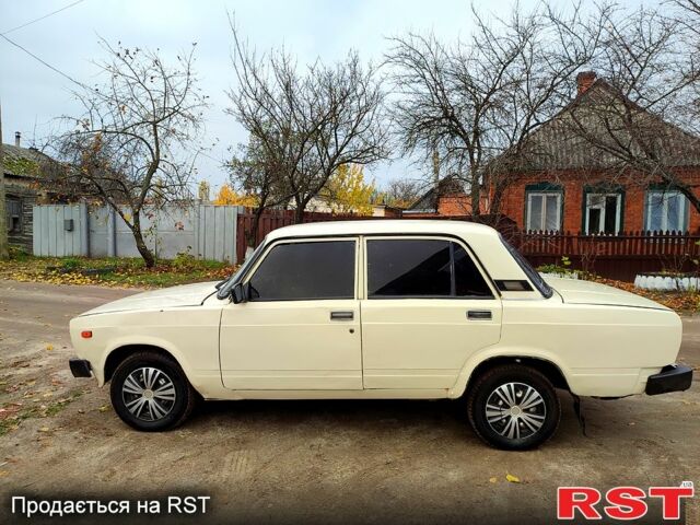 ВАЗ 2105, объемом двигателя 1.5 л и пробегом 150 тыс. км за 500 $, фото 3 на Automoto.ua