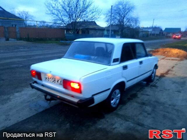 ВАЗ 2105, объемом двигателя 1.5 л и пробегом 200 тыс. км за 750 $, фото 4 на Automoto.ua