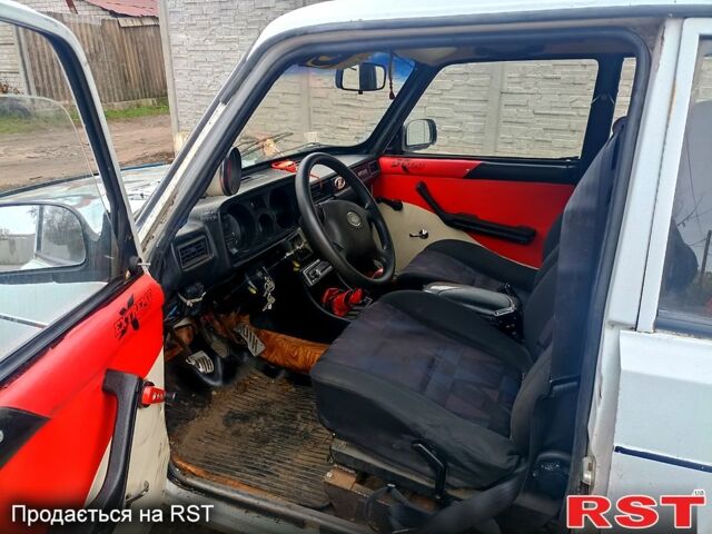 ВАЗ 2105, объемом двигателя 1.5 л и пробегом 0 тыс. км за 500 $, фото 5 на Automoto.ua