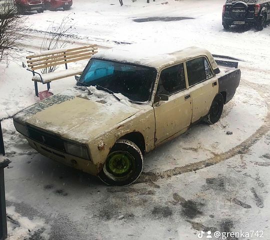 ВАЗ 2105, об'ємом двигуна 1.5 л та пробігом 218 тис. км за 1000 $, фото 2 на Automoto.ua