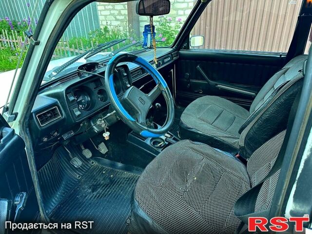 ВАЗ 2105, объемом двигателя 1.5 л и пробегом 100 тыс. км за 1100 $, фото 6 на Automoto.ua