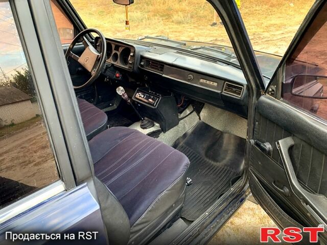 ВАЗ 2105, объемом двигателя 1.5 л и пробегом 111 тыс. км за 1100 $, фото 5 на Automoto.ua