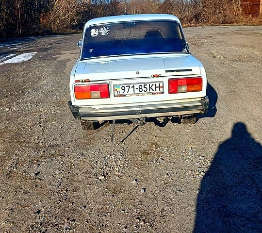 ВАЗ 2105, объемом двигателя 1.5 л и пробегом 300 тыс. км за 850 $, фото 3 на Automoto.ua