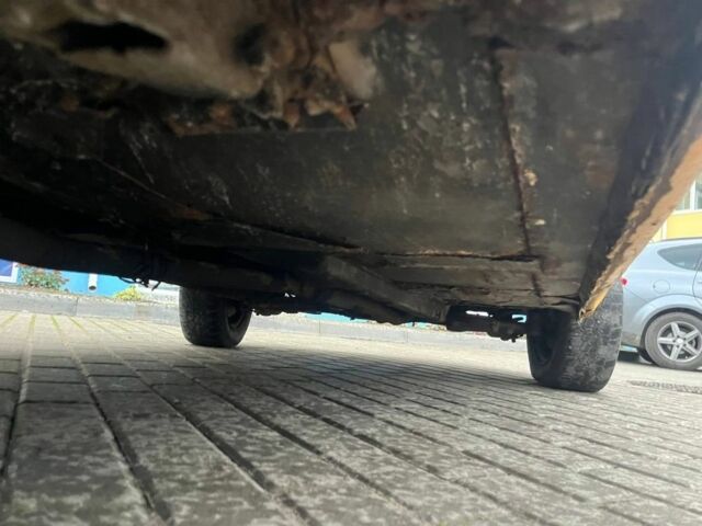 Желтый ВАЗ 2105, объемом двигателя 1.5 л и пробегом 65 тыс. км за 220 $, фото 6 на Automoto.ua