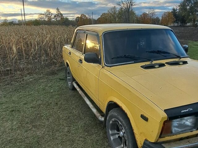 Жовтий ВАЗ 2105, об'ємом двигуна 1.2 л та пробігом 60 тис. км за 482 $, фото 1 на Automoto.ua