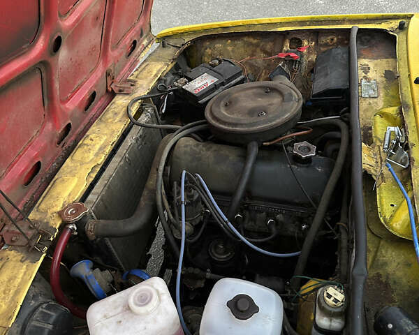 Жовтий ВАЗ 2105, об'ємом двигуна 1.2 л та пробігом 200 тис. км за 901 $, фото 24 на Automoto.ua