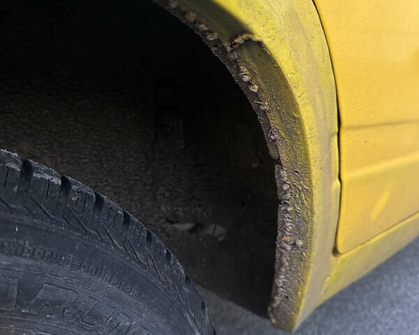 Жовтий ВАЗ 2105, об'ємом двигуна 1.2 л та пробігом 200 тис. км за 901 $, фото 22 на Automoto.ua