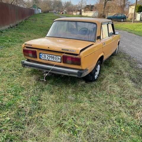 Желтый ВАЗ 2105, объемом двигателя 1.3 л и пробегом 270 тыс. км за 443 $, фото 1 на Automoto.ua
