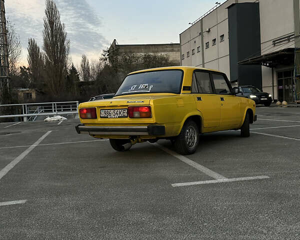 Жовтий ВАЗ 2105, об'ємом двигуна 1.2 л та пробігом 200 тис. км за 901 $, фото 10 на Automoto.ua