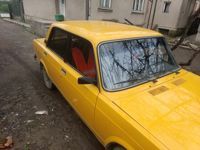 ВАЗ 2105 1983 в Ужгороде на Automoto.ua Желтый ВАЗ 2105, объемом двигателя 1.5 л и пробегом 80 тыс. км за 650 $, фото 2 на Automoto.ua
