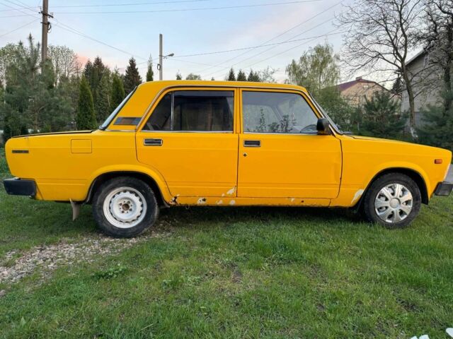 Желтый ВАЗ 2105, объемом двигателя 1.3 л и пробегом 100 тыс. км за 450 $, фото 13 на Automoto.ua