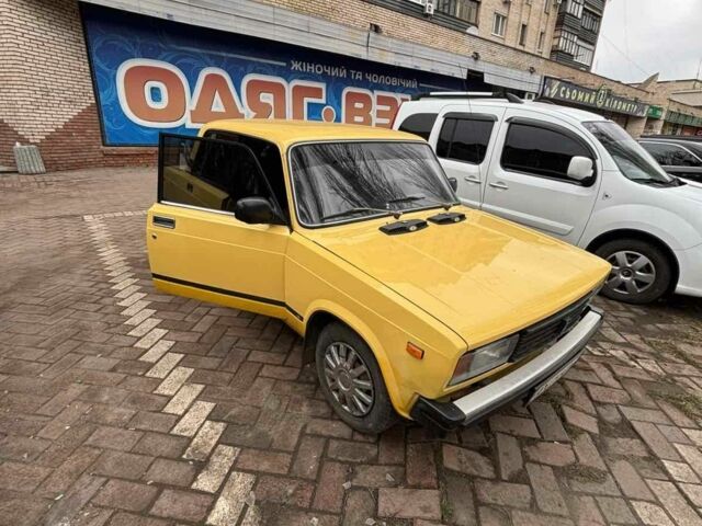 Желтый ВАЗ 2105, объемом двигателя 1.3 л и пробегом 44 тыс. км за 47000 $, фото 6 на Automoto.ua