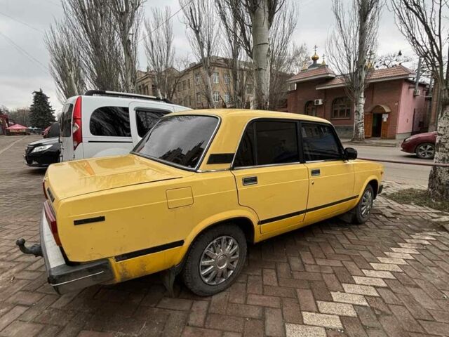 Желтый ВАЗ 2105, объемом двигателя 1.3 л и пробегом 44 тыс. км за 47000 $, фото 5 на Automoto.ua