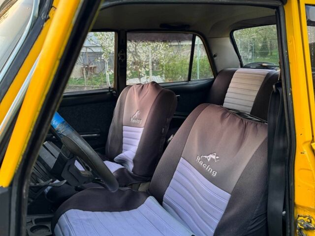 Желтый ВАЗ 2105, объемом двигателя 1.3 л и пробегом 100 тыс. км за 450 $, фото 9 на Automoto.ua