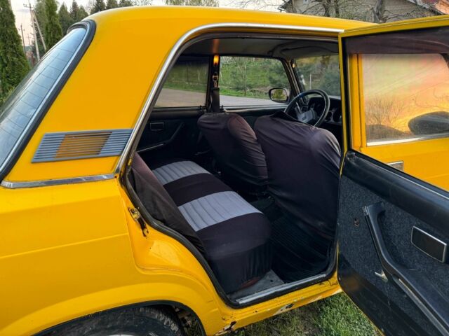 Желтый ВАЗ 2105, объемом двигателя 1.3 л и пробегом 100 тыс. км за 450 $, фото 12 на Automoto.ua