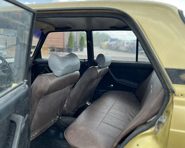 Желтый ВАЗ 2105, объемом двигателя 1.5 л и пробегом 200 тыс. км за 350 $, фото 8 на Automoto.ua