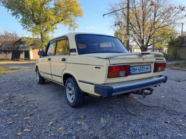 Желтый ВАЗ 2105, объемом двигателя 1.3 л и пробегом 250 тыс. км за 1100 $, фото 5 на Automoto.ua