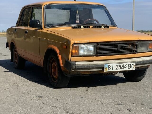 Желтый ВАЗ 2105, объемом двигателя 1.5 л и пробегом 147 тыс. км за 425 $, фото 2 на Automoto.ua