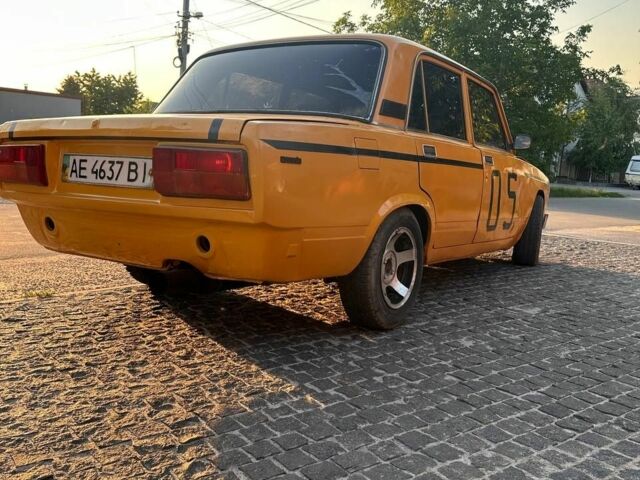 Желтый ВАЗ 2105, объемом двигателя 1.5 л и пробегом 10 тыс. км за 980 $, фото 5 на Automoto.ua