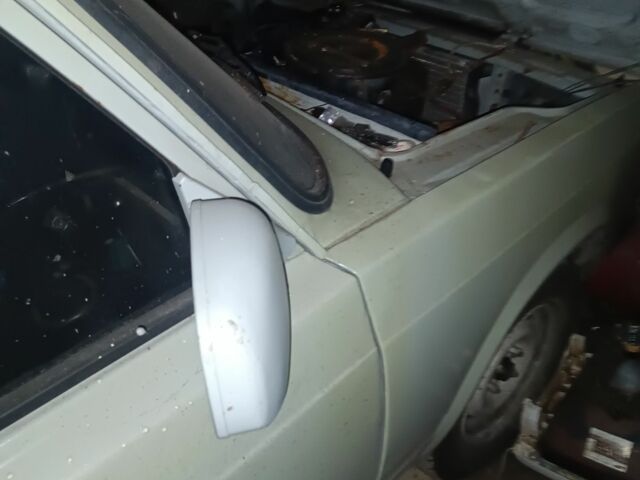 Сірий ВАЗ 2105, об'ємом двигуна 0 л та пробігом 150 тис. км за 800 $, фото 6 на Automoto.ua