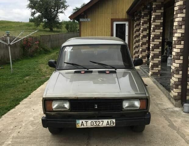 Серый ВАЗ 2105, объемом двигателя 0 л и пробегом 100 тыс. км за 610 $, фото 2 на Automoto.ua