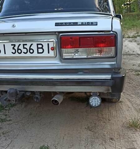 Серый ВАЗ 2105, объемом двигателя 1.57 л и пробегом 80 тыс. км за 792 $, фото 2 на Automoto.ua