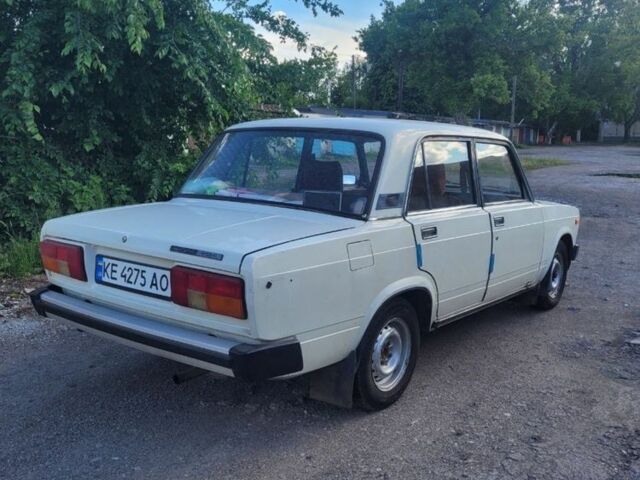 Серый ВАЗ 2105, объемом двигателя 1.2 л и пробегом 180 тыс. км за 1200 $, фото 3 на Automoto.ua