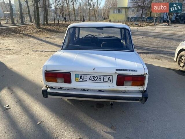 Серый ВАЗ 2105, объемом двигателя 1.3 л и пробегом 170 тыс. км за 444 $, фото 3 на Automoto.ua