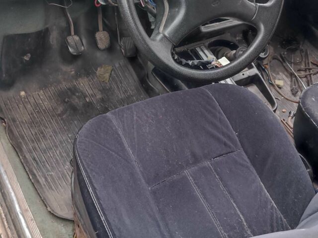 Серый ВАЗ 2105, объемом двигателя 0 л и пробегом 1 тыс. км за 190 $, фото 4 на Automoto.ua