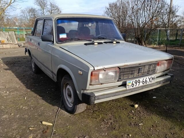 Сірий ВАЗ 2105, об'ємом двигуна 1.5 л та пробігом 235 тис. км за 476 $, фото 2 на Automoto.ua