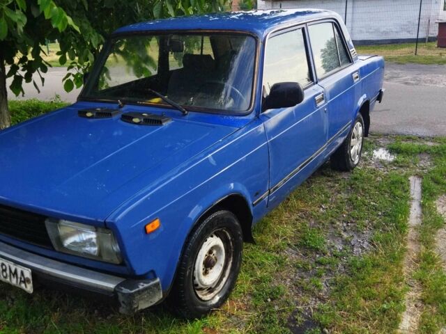 Синий ВАЗ 2105, объемом двигателя 1.5 л и пробегом 1 тыс. км за 697 $, фото 1 на Automoto.ua