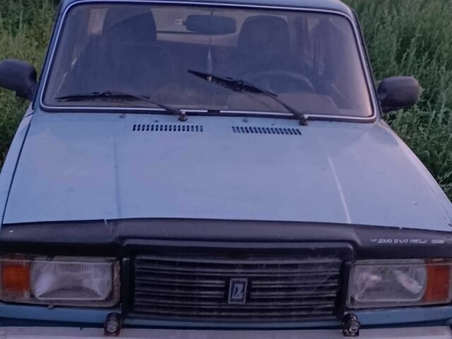 Синий ВАЗ 2105, объемом двигателя 1.5 л и пробегом 3 тыс. км за 728 $, фото 4 на Automoto.ua