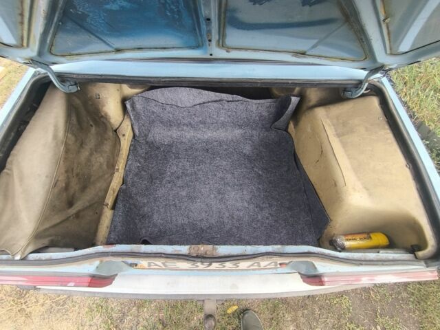 Синий ВАЗ 2105, объемом двигателя 1.5 л и пробегом 100 тыс. км за 597 $, фото 7 на Automoto.ua