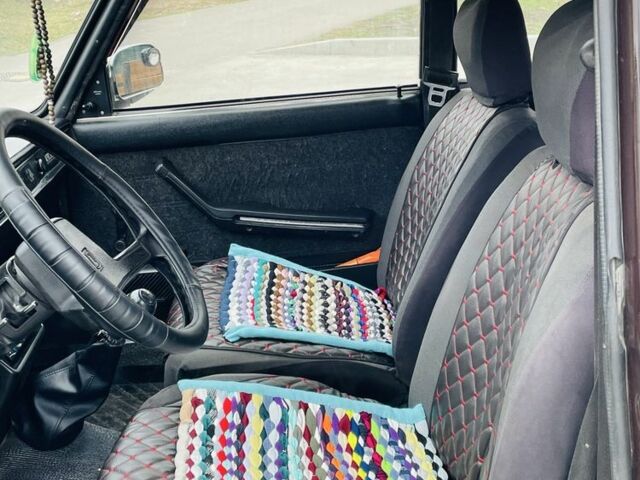 Синий ВАЗ 2105, объемом двигателя 1.5 л и пробегом 179 тыс. км за 954 $, фото 8 на Automoto.ua