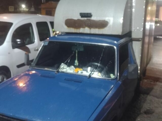 Синій ВАЗ 2105, об'ємом двигуна 1.5 л та пробігом 200 тис. км за 900 $, фото 1 на Automoto.ua