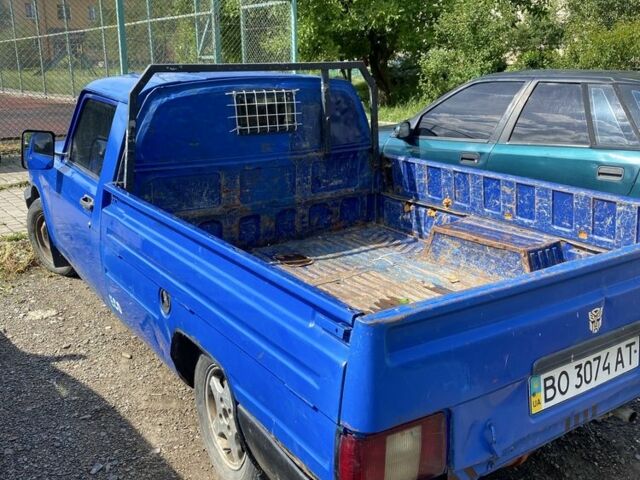 Синий ВАЗ 2105, объемом двигателя 1.6 л и пробегом 300 тыс. км за 800 $, фото 3 на Automoto.ua