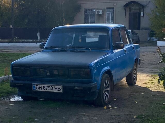 Синий ВАЗ 2105, объемом двигателя 1.5 л и пробегом 2 тыс. км за 596 $, фото 4 на Automoto.ua