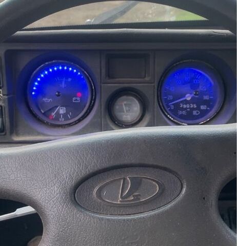 Синий ВАЗ 2105, объемом двигателя 0 л и пробегом 300 тыс. км за 332 $, фото 7 на Automoto.ua