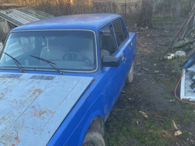 Синий ВАЗ 2105, объемом двигателя 0 л и пробегом 300 тыс. км за 332 $, фото 2 на Automoto.ua